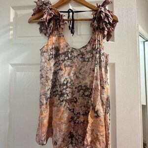 BANANA REPUBLIC SLEEVELESS TOP